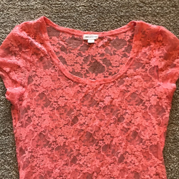 Pink lace see through short sleeve top - Picture 4 of 6